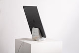TABLET HOLDER WHITE MARBLE - THE WILD SHOWCASE