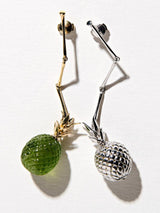 THE FRANCIS PINEAPPLES - THE WILD SHOWCASE