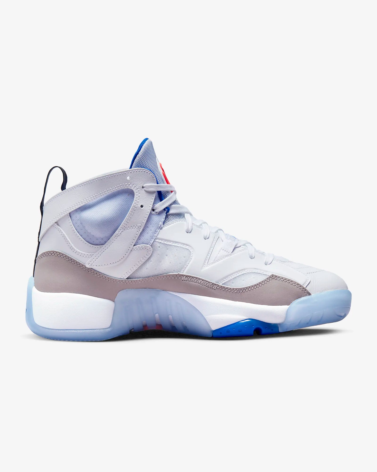Jumpman Two Trey PSG – THE WILD SHOWCASE