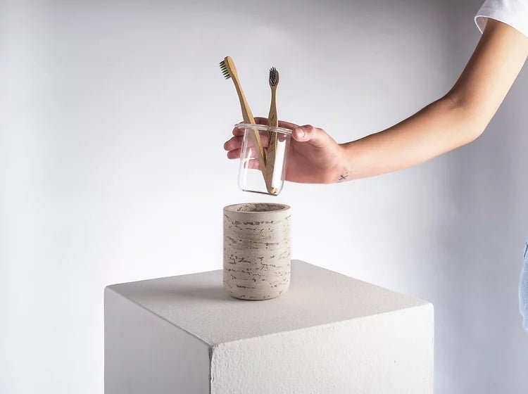 Less is More Toothbrush Holder - THE WILD SHOWCASE